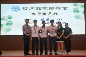 库明加被排除出轮转阵容，勇士半场10人得分领先公牛14分